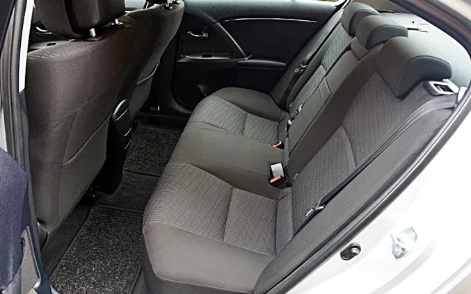 Toyota Avensis cena 26999 przebieg: 227000, rok produkcji 2009 z Raciąż małe 407